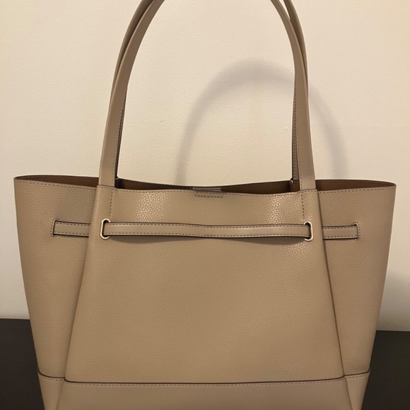Michael Kors Reed Large Belted Shoulder Tote Bag Camel - Picture 2 of 7